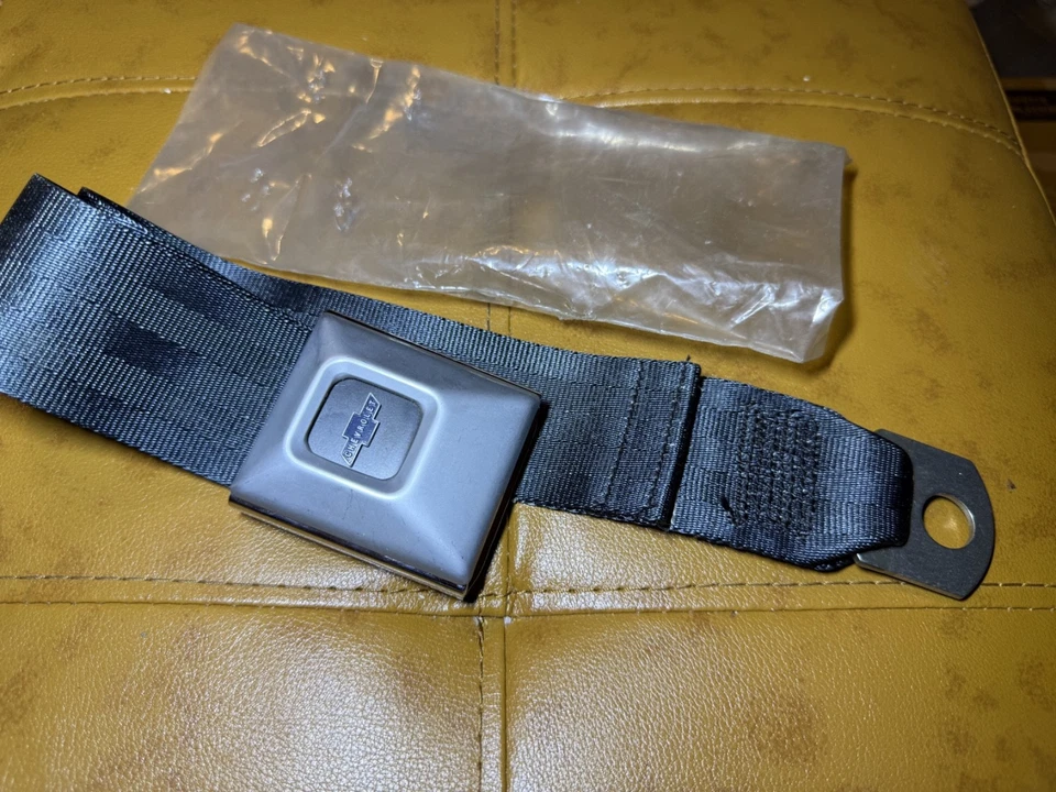 Nuevo de Lote Antiguo GM 1967 CORVETTE Cinturón de Seguridad Negro 1958-1967 Reemplazo Chevrolet Coche y Camioneta Foto 2 de 4