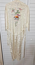 Vintage Golden Bee 100 Rayon Chinese Embroidered Robe White One Size