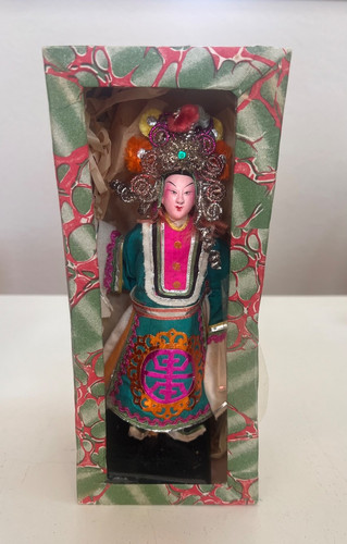 VINTAGE CHINESE OPERA DOLL IN ORIGINAL BOX 8"