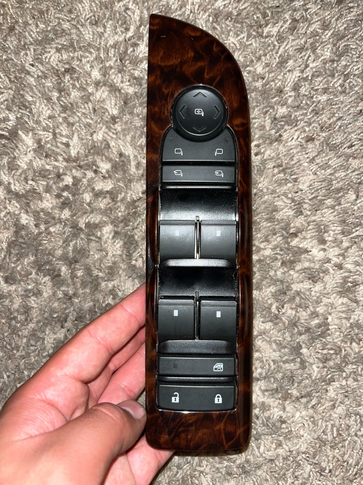 Picture 1 of 4