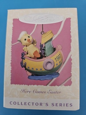 1997 HALLMARK KEEPSAKE ORNAMENT - HERE COMES EASTER -#4 in Series - Duck in Boat