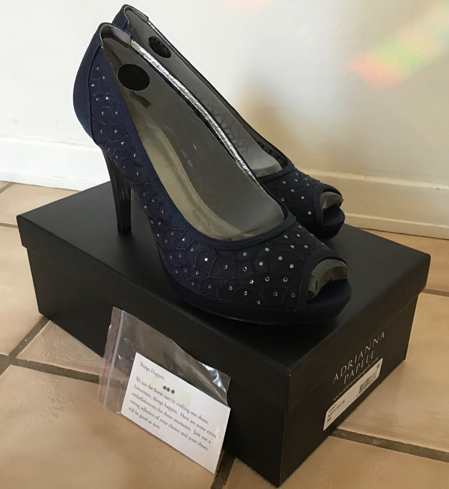 adrianna papell foxy platform pump