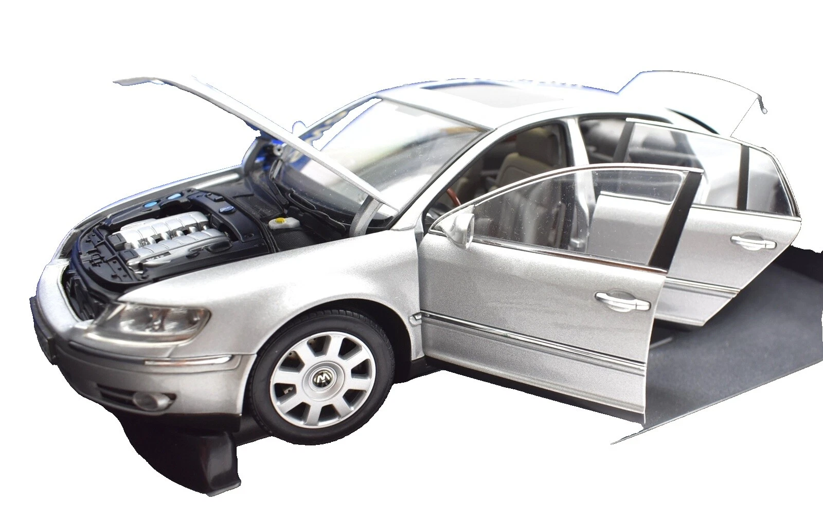 AUTOart Volkswagen 1:18 vehículos diecast y de juguete