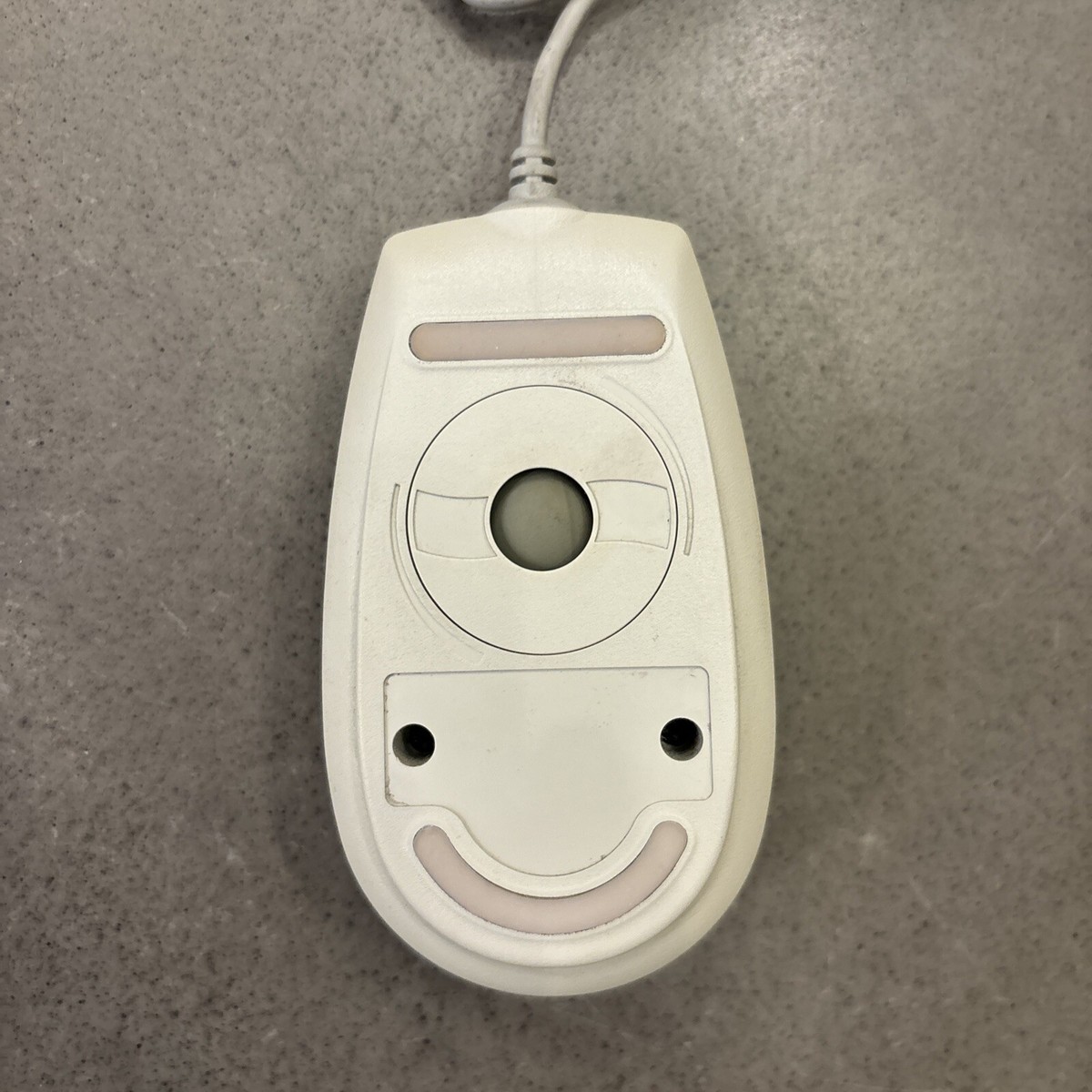 未使用 Apple Desktop Bus (ADB) Mouse I, II 2025-01-02T04:25:21.205Z-