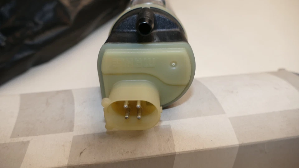 MINI Fuel Strainer With Heating - Diesel 13328510066 - Image 2 of 4