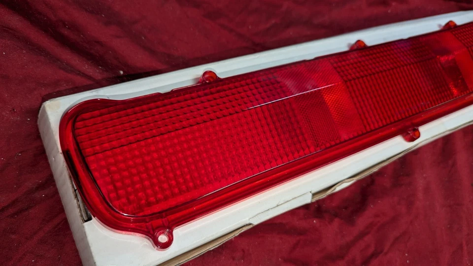 1966 PONTIAC GTO новый Lt задний фонарь линза 389 TRI-POWER КУПЕ ТРАНСФОРМИРУЕМЫЙ ОБЪЕКТИВ  - Изображение 2 из 4