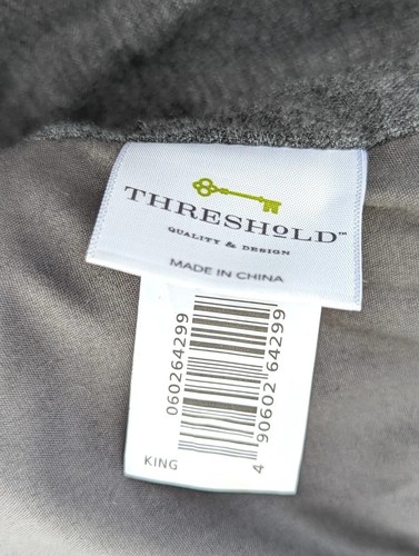 Threshold King Sanford Hotel Comforter Gray Black Geometric Art Deco Minimalist - Picture 6 of 6