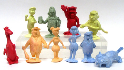 10 different FLINTSTONES BEDROCK CITY Figures playset recast colors