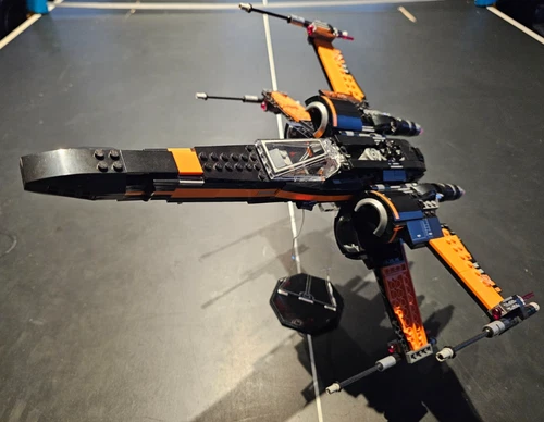 Lego Star Wars Poe's X-Wing Fighter 75102 w/ Display Stand & Manual No Figures