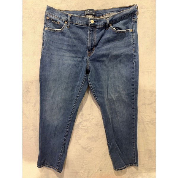 Gap Denim Girlfriend Jeans Womens 16/33 Medium Wash Blue Tapered Leg Mid Rise