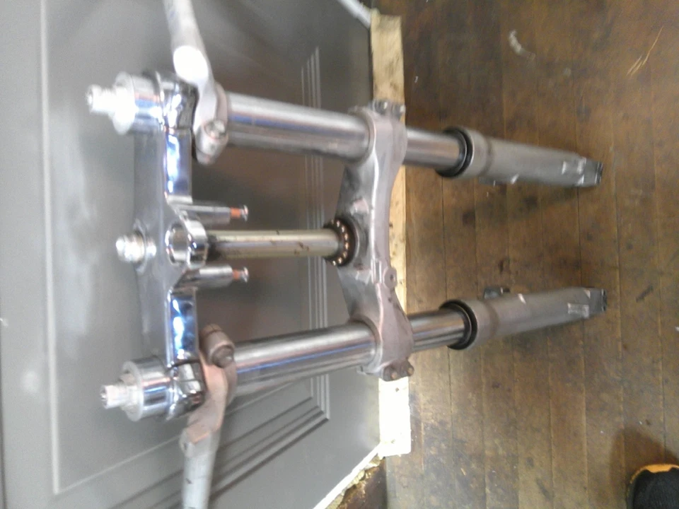 Amortiguadores horquilla delantera Suzuki GSXR 600 750 SRAD 1996-2000 CROMO TRIPLE Foto 3 de 4