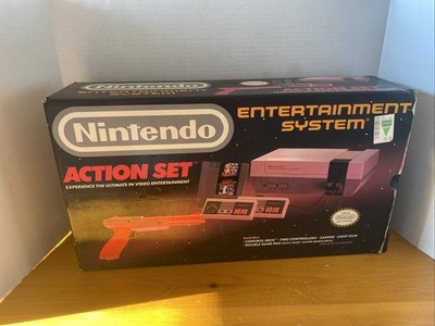 Nintendo NES Action Set Game Console Complete Box Great Condition - No SMB/DH