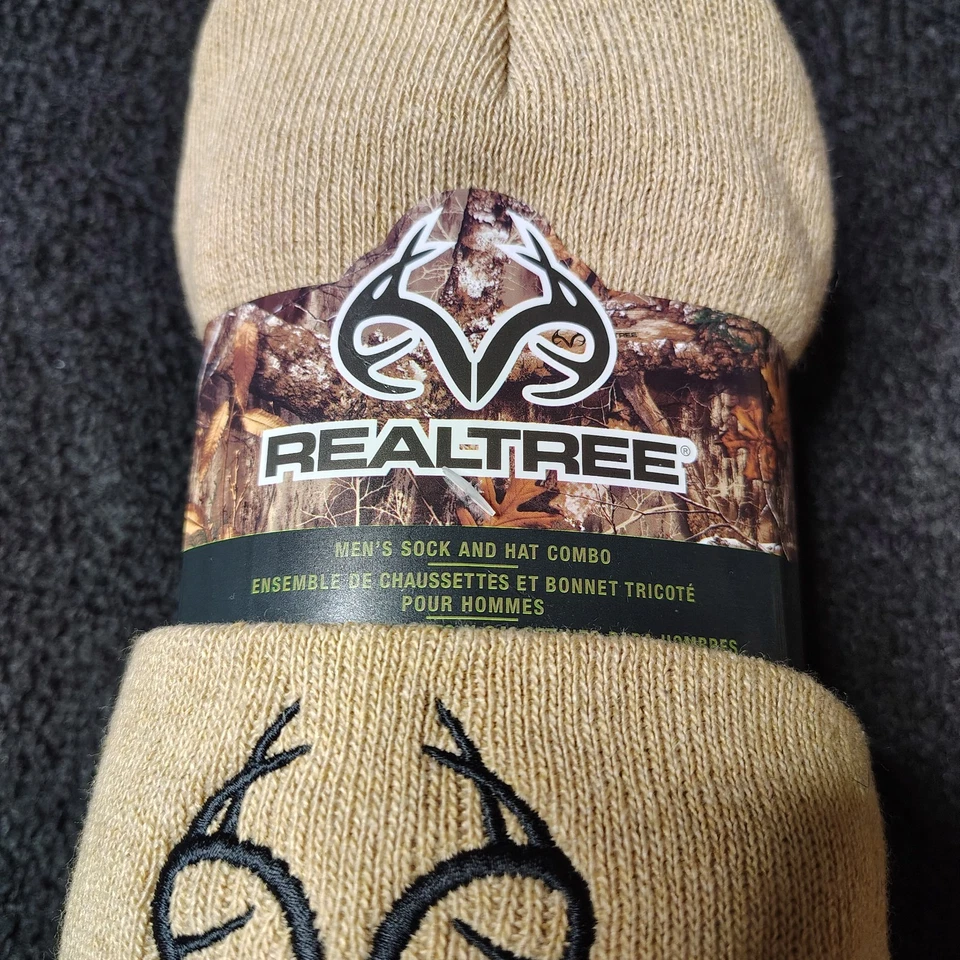 Realtree Men's Tan Beanie & 3Pk Balck Crew Socks Combo Size 10-13 Set NWT - Image 3 of 3
