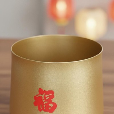 goldener Metalltopf glänzende Oberfläche Metall-Blumenbehälter für Neujahr