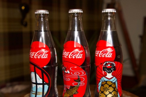 Coca-Cola Japanisches Original Design UNGEÖFFNET LIMITED EDITION Originalverpackt - Bild 6 von 10