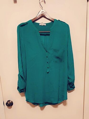 Kenneth Cole Reaction Womans Emerald Green Blouse Tunic sz L, V Neck, Lg Sleeves