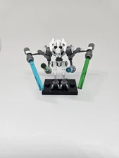 Custom Star Wars White General Grievous with Minifigure Baseplate