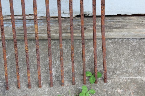 Antique Hay Fork Pitch Fork Primitive Country Barn Farmhouse Decor Farm Tool - Picture 9 of 13