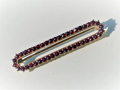 BELLE BROCHE ANCIENNE en ARGENT / Doré avec GRENAT DE BOHÊME / Longueur 4,7cm - Photo 1/4