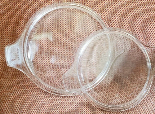 2 PYREX CLEAR LID ONLY 475-C-24 = 11" x 9" + 475-C-22 = 9 1/2" x 8" ROUND VINTAG