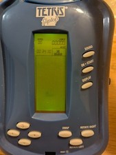 2006 Radica Tetris-Flip Top Lighted Screen Vintage Handheld Game