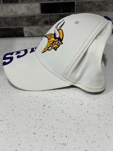 Vintage Minnesota Vikings Reebok Hat Cap Large Print S/M *READ* - Foto 7 di 15