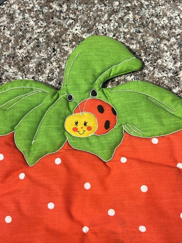Strawberry Shortcake Decor Fabric Berry w/ Ladybug Handmade - Imagen 2 de 8