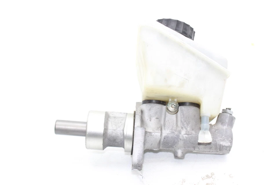 98-02 MERCEDES-BENZ E55 AMG cilindro maestro de freno con depósito F3069 Foto 2 de 4