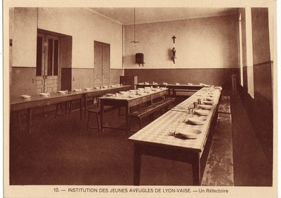 CPA -69- LYON-VAISE - Institution der jungen Blinden. Ein Refektorium.
