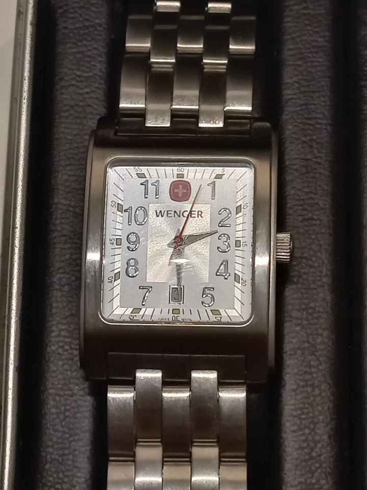 montre chrono Suisse " WENGER " NEUVE - Photo 2/3