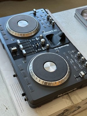 Numark iDJ3 Digital DJ Controller Virtual DJ iPhone USB + Box - GREAT CONDITION
