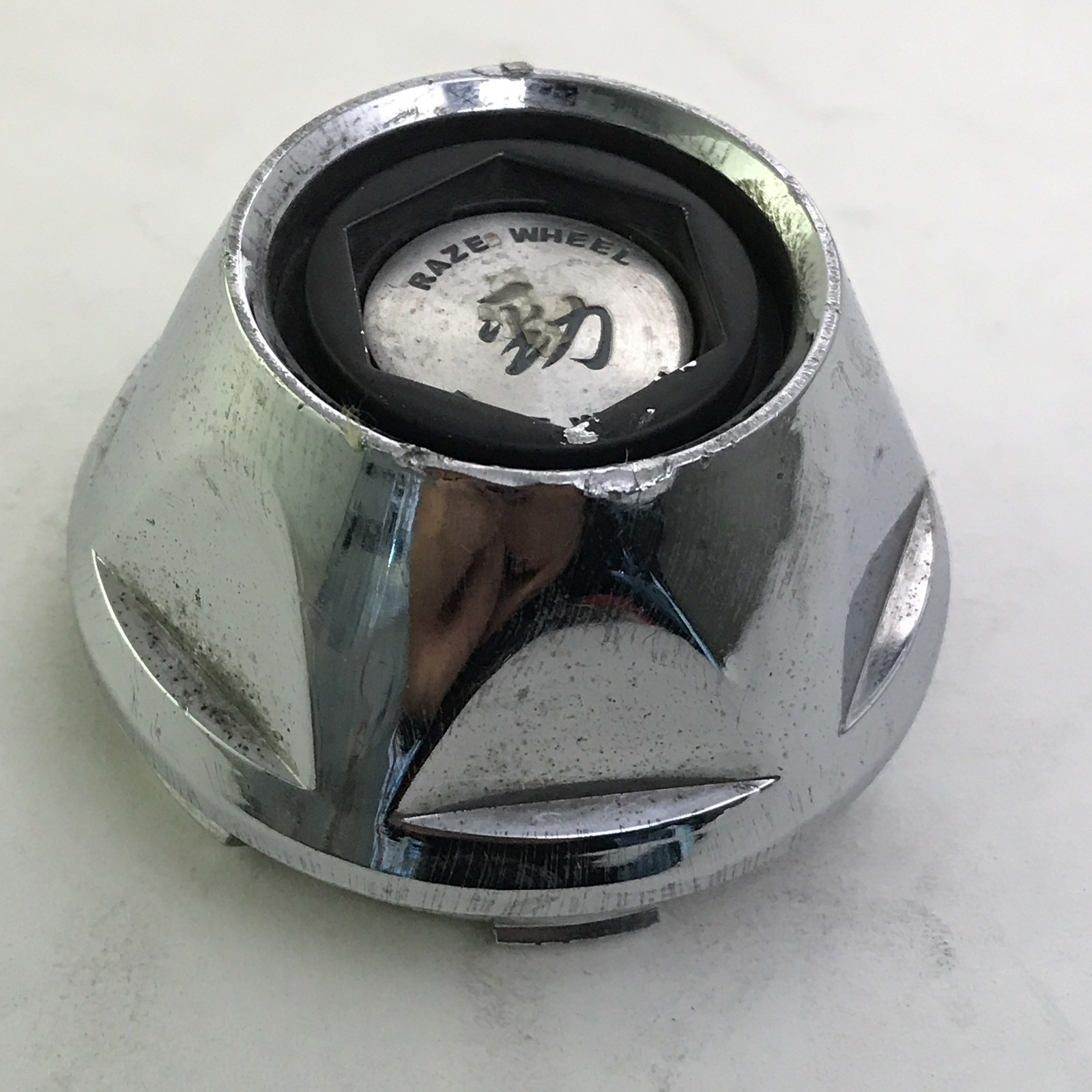 RAZE WHEEL Center Cap Chrome Wheel  Hubcap P\N:  A204