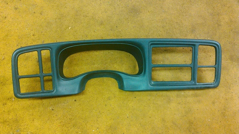 Chevrolet Silverado 1500 1999-2002 cuadro de instrumentos bisel grafito  Foto 2 de 4