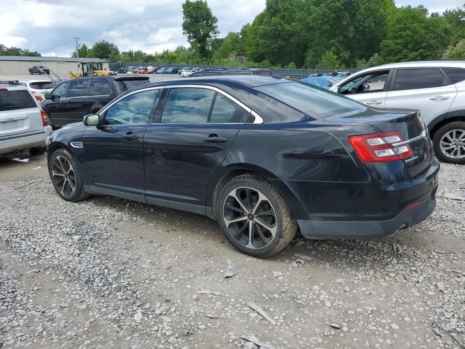 Used Differential Carrier Assembly fits: 2014 Ford Taurus rear Grade A - Image 2 of 4
