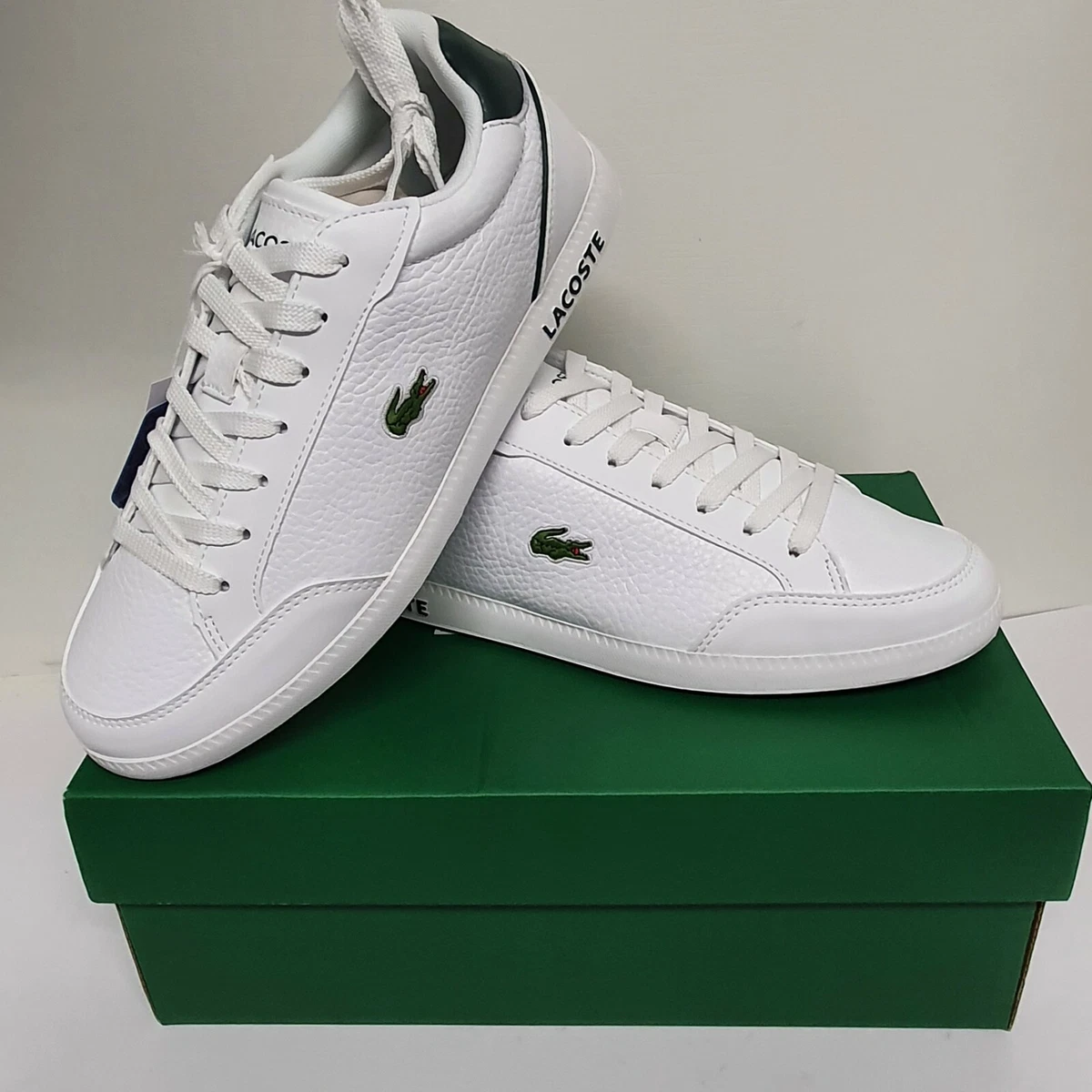 Lacoste graduate women's hotsell