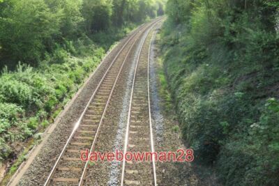 FOTO DIE ''ABWÄRTS'' LINIE IN RICHTUNG TORQUAY VON BROWNS BRIDGE AUFGENOMMEN. 2018
