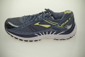 brooks dyad 7 womens sale