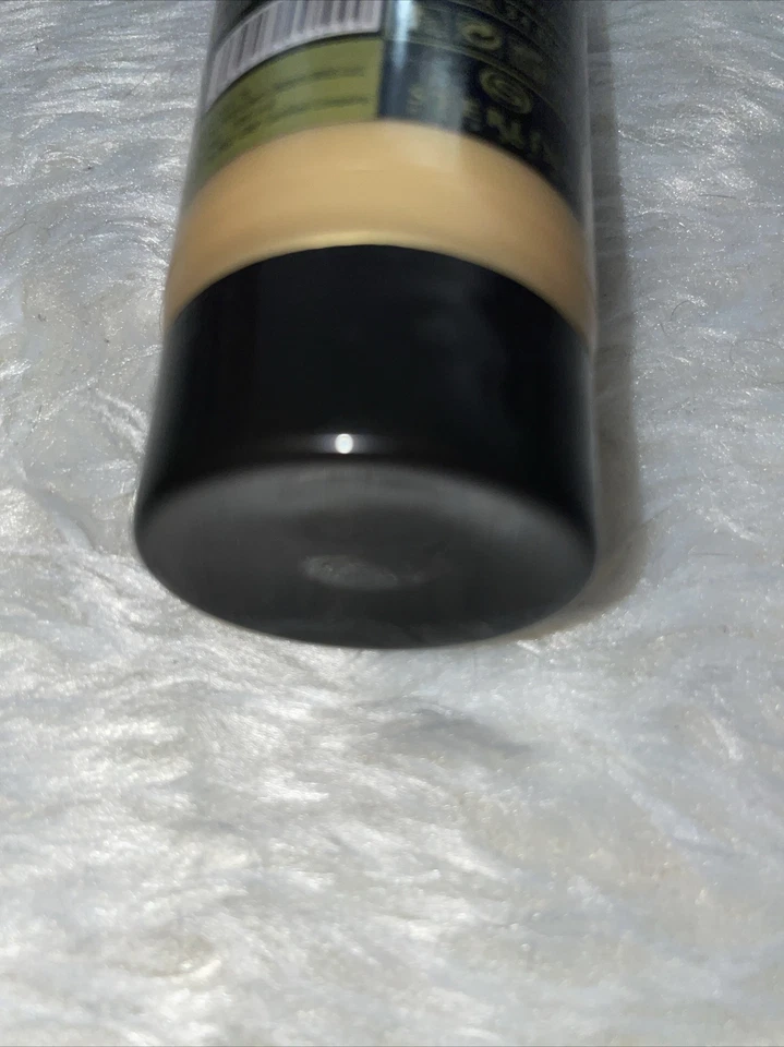 Le Femme For Women Body Lotion By Armaf 3.4 oz with Jojoba Oil and Vitamin E - Image 3 of 4