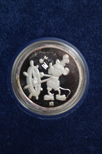 1988 DISNEY MICKEY'S STEAMBOAT WILLIE 60 YEARS WITH YOU .999 SILVER PROOF CAMEO