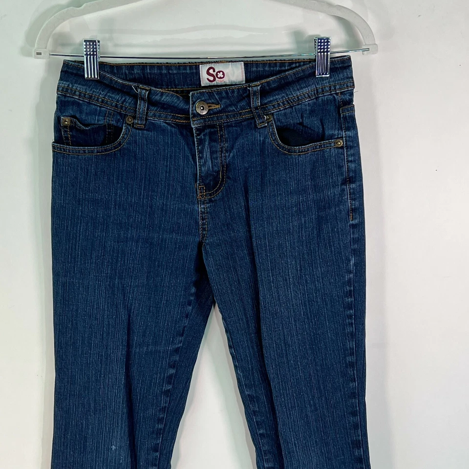 Pantalones de mezclilla azules informales SO Average Bootcut talla 5 para mujer 28X32 Foto 3 de 4