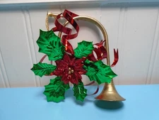 VINTAGE BRASS HORN WITH METAL POINSETTIA FLOWER & LEAVES 4" ORNAMENT UNRANDED