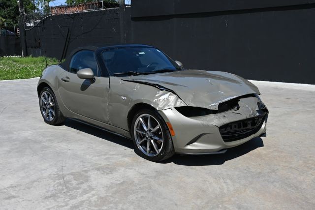 2023 Mazda MX-5 Miata Grand Touring Convertible 2D