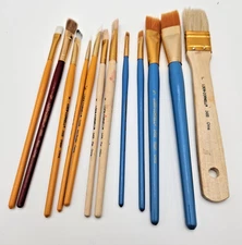 Artist Brushes Lot Of 13 Loew Cornell, Art Studio Brushes 245B Some Gently Used