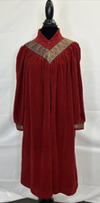 Vintage Vanity Fair Long Robe Housecoat Velour Tapestry 70s Size Medium Red FS