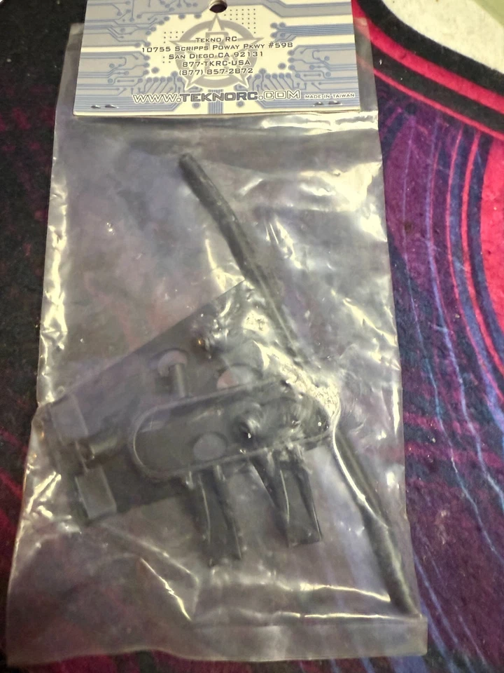 Tekno RC Front Bumper Set SCT410.3 TKR5518B (Requires TKR5000FB or TKR50018) - Image 2 of 2