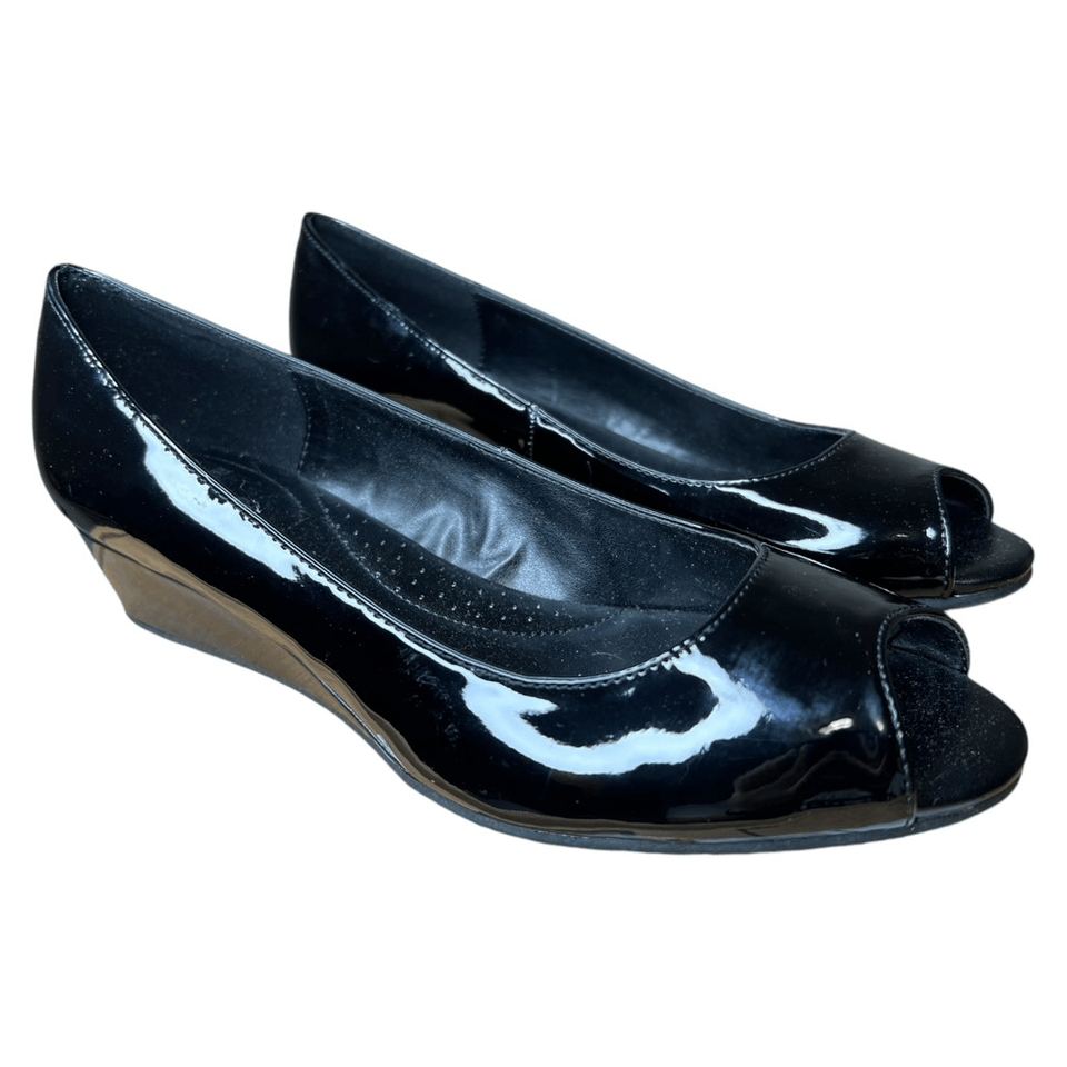 NEW Bandolino Women's Candra Peep Toe Wedge Nlack Patent Dress Pumps 9 ...