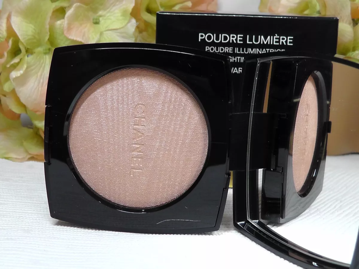 CHANEL POUDRE LUMIÉRE HIGHLIGHTING POWDER # 20 Warm Gold****NEW***