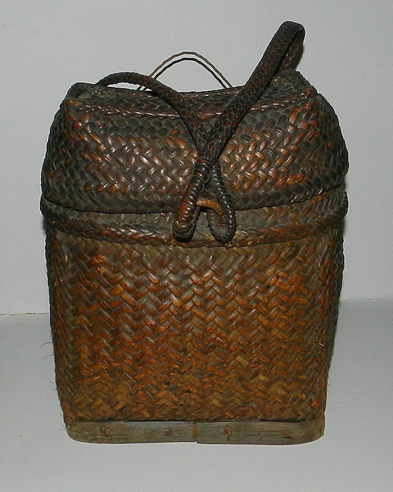 OLD PHILIPPINES RATTAN BACK PACK - Traditional Original - MUSEUM QUALITY - image 2 of 4