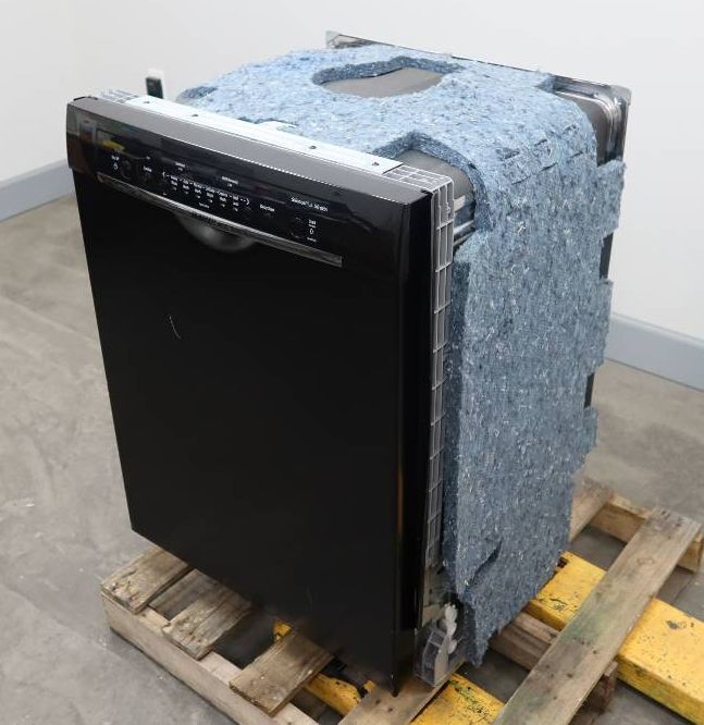 Bosch Ascenta Series 24" 50 dBA Full Console Black Dishwasher