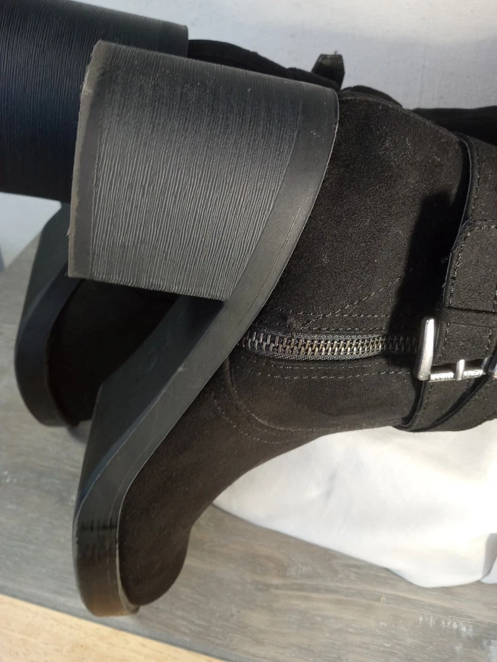 Botas de montar Guess negras de gamuza con tacón alto hasta la rodilla talla 8,5 Foto 4 de 4